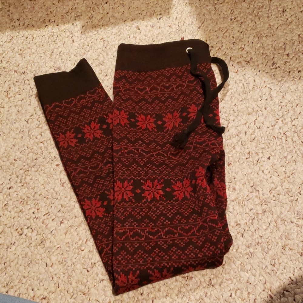 Black and red shosho leggings